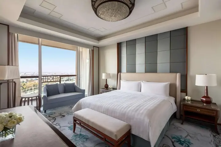 Цзинин: Shangri-La Qufu