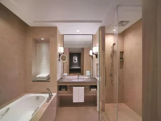 Цзинин: Shangri-La Qufu