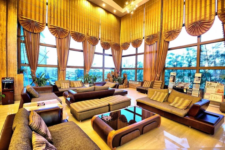 Яньтай: Vienna International Hotel Shandong Yantai FTA Jinshatan Xingyi Square