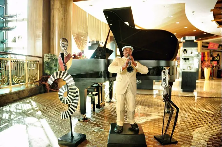 Яньтай: Vienna International Hotel Shandong Yantai FTA Jinshatan Xingyi Square
