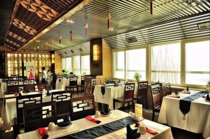 Яньтай: Vienna International Hotel Shandong Yantai FTA Jinshatan Xingyi Square