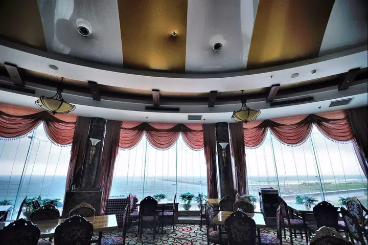 Яньтай: Vienna International Hotel Shandong Yantai FTA Jinshatan Xingyi Square