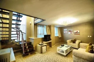 Яньтай: Vienna International Hotel Shandong Yantai FTA Jinshatan Xingyi Square
