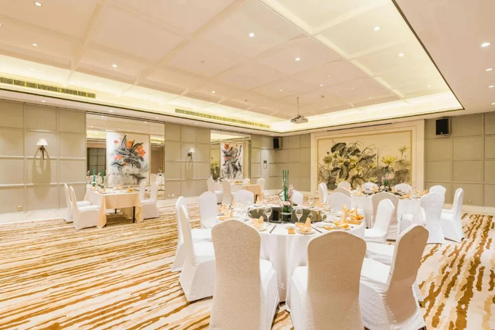Тайчжоу: S & N International Hotel Linhai
