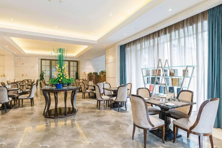 Тайчжоу: S & N International Hotel Linhai
