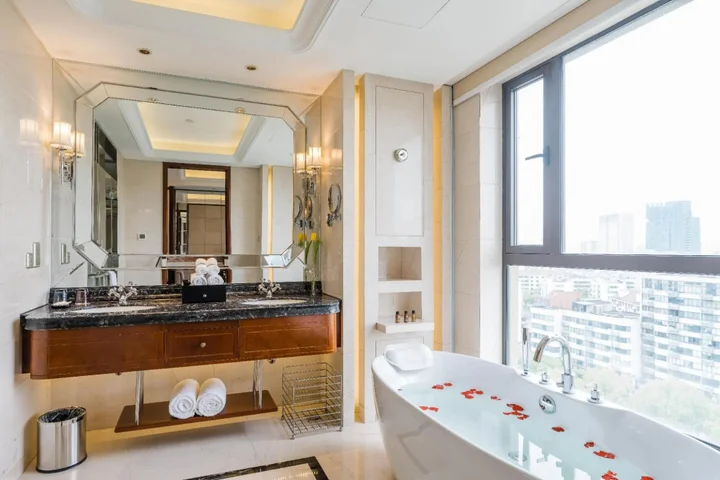 Тайчжоу: S & N International Hotel Linhai