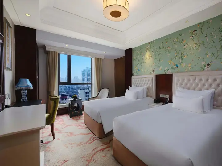 Тайчжоу: S & N International Hotel Linhai