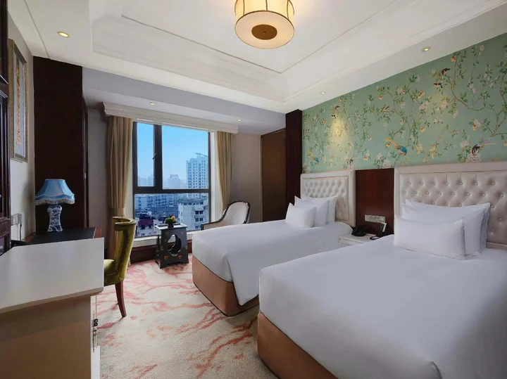 Тайчжоу: S & N International Hotel Linhai