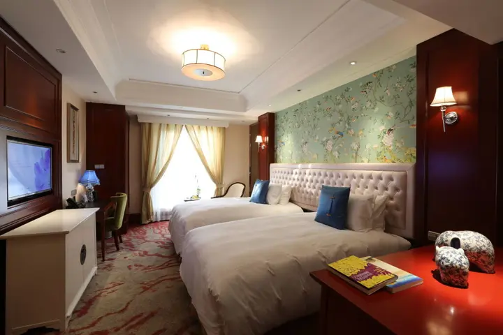 Тайчжоу: S & N International Hotel Linhai