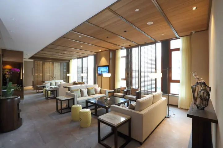Тайчжоу: S & N International Hotel Linhai