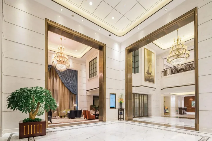 Тайчжоу: S & N International Hotel Linhai
