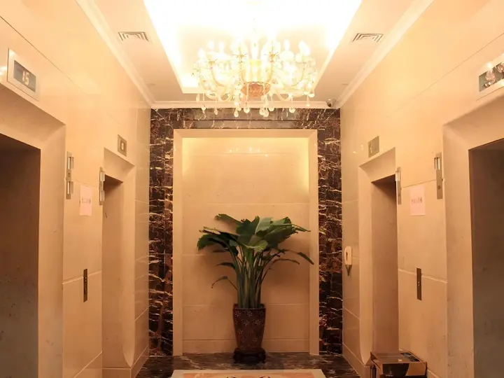 Шэньчжэнь: Shenzhen Yijia International Hotel