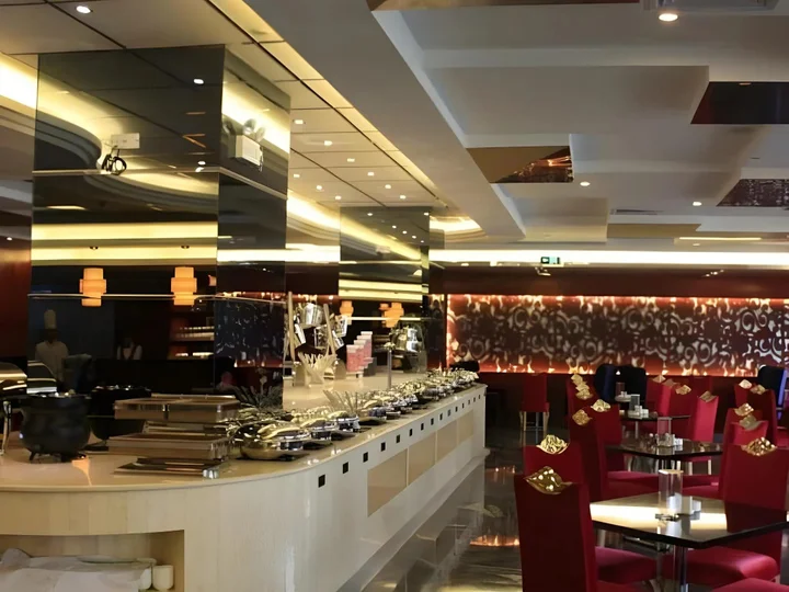 Шэньчжэнь: Shenzhen Yijia International Hotel