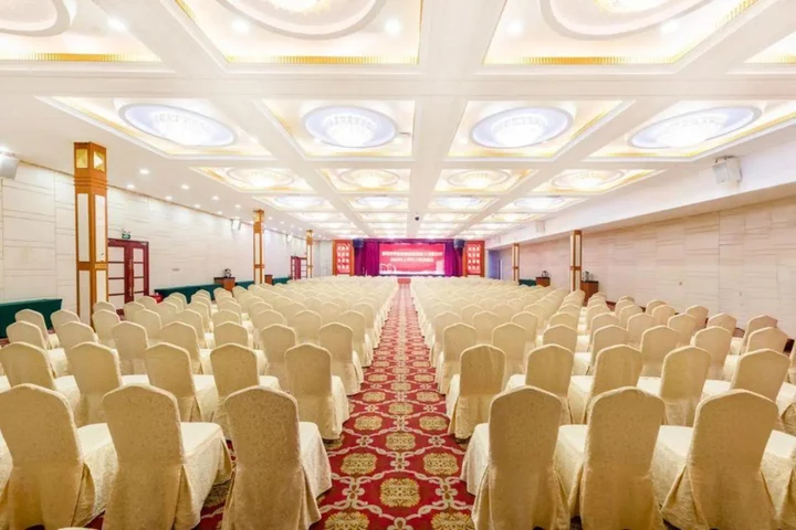 Шэньчжэнь: Shenzhen Yijia International Hotel