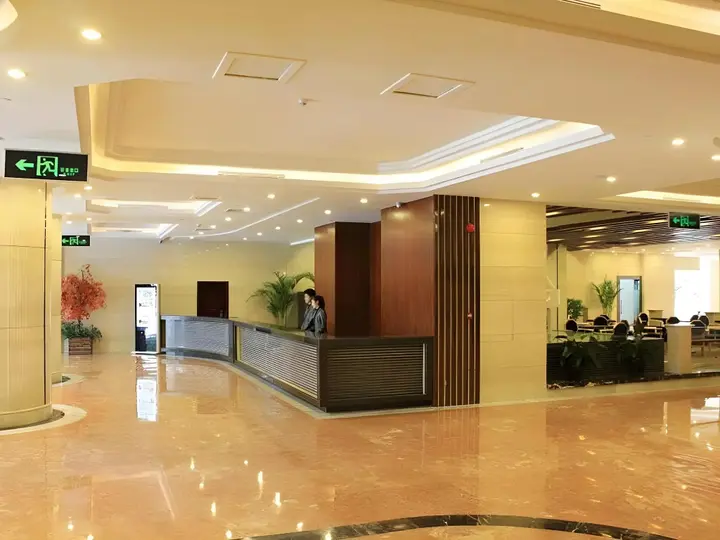 Шэньчжэнь: Shenzhen Yijia International Hotel