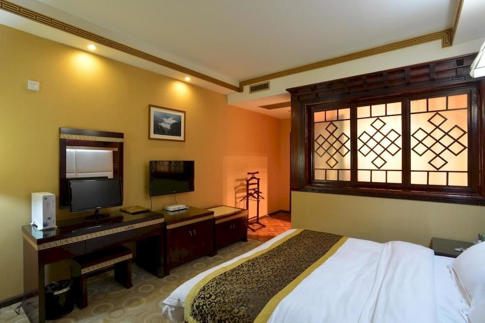 Шангри-Ла: Lanting Yipin Hotel