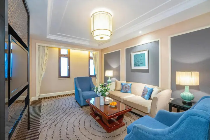 Шицзячжуан: Yun-Zen Jinling World Trade Plaza Hotel