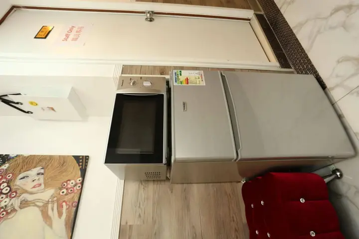 Гонконг: Super Inn