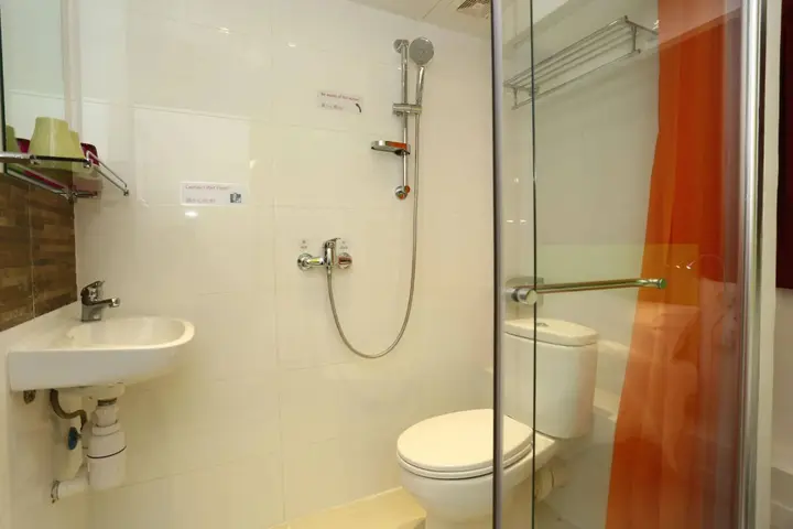 Гонконг: Super Inn