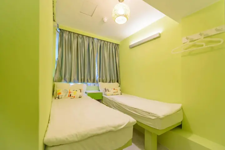 Гонконг: Super Inn