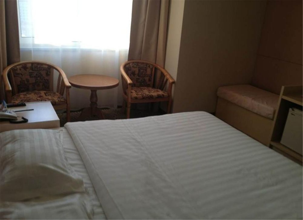Далянь: Intercity Hotel