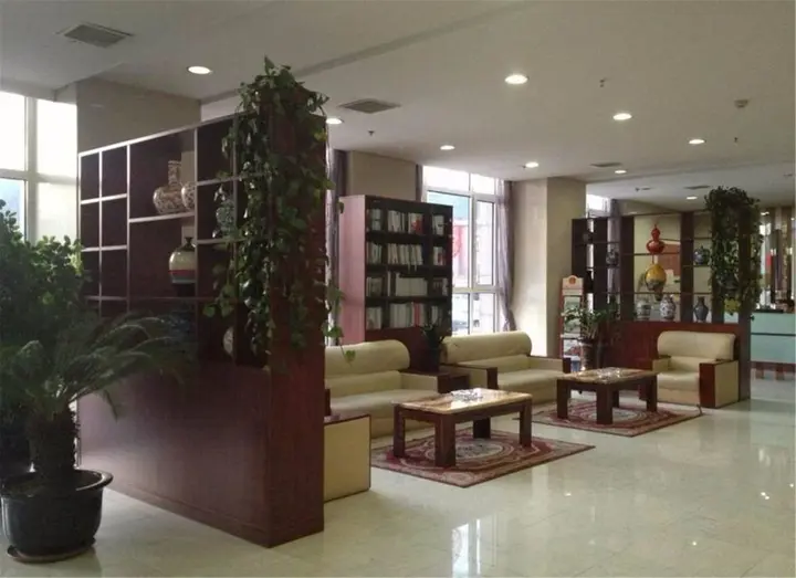 Далянь: Intercity Hotel