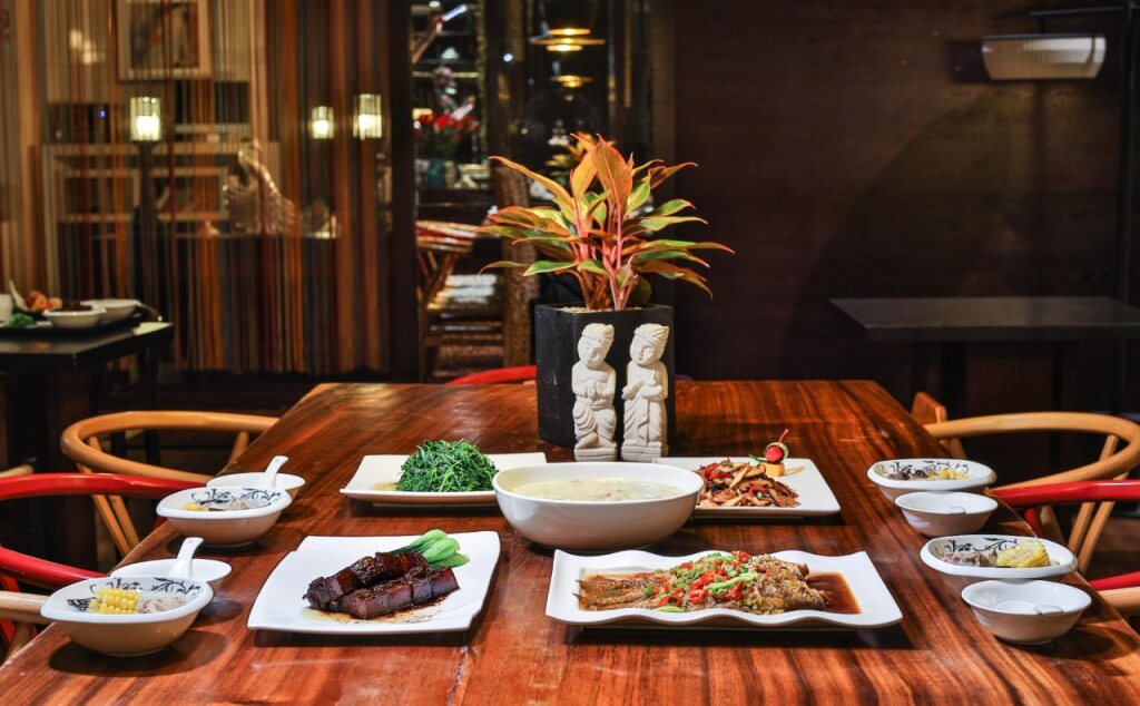 Шанхай: Narada Boutique Hotel Shanghai Hongkou (Original SSAW Hotel Boyang Shanghai)