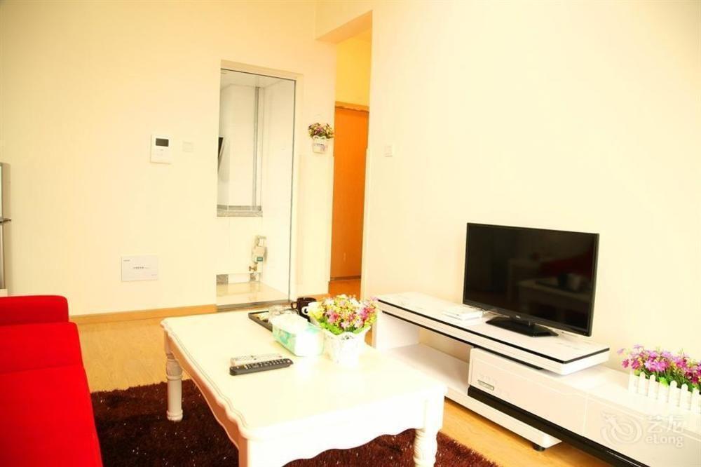 Chengdu Romance Vacation Apartment — фото 5