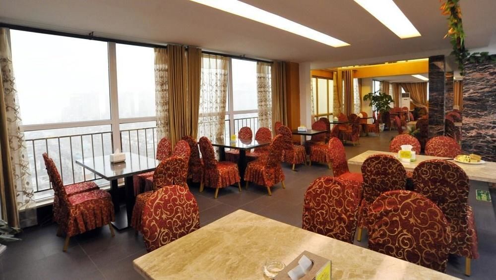 Гуйлинь: Jinshuiwan International Hotel Guilin High Speed Railway North Station Branch