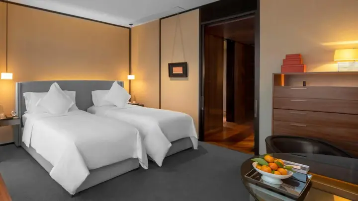 Гуанчжоу: Mandarin Oriental, Guangzhou