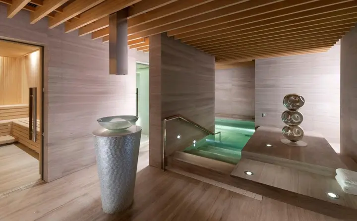 Гуанчжоу: Mandarin Oriental, Guangzhou