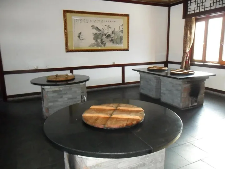 Харбин: Yabuli Guandong Film City Hotel