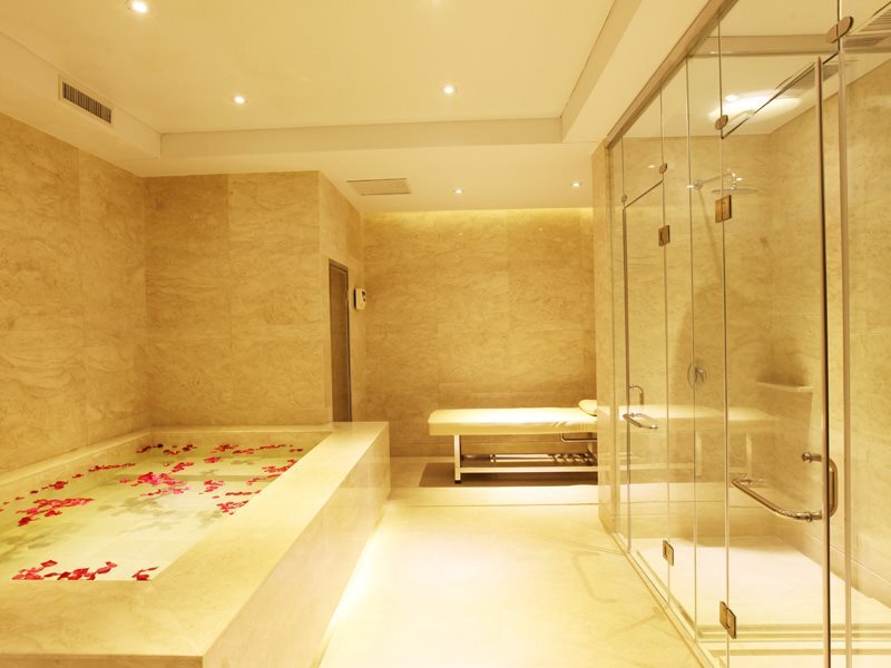 Инкоу: Hualian Hotel