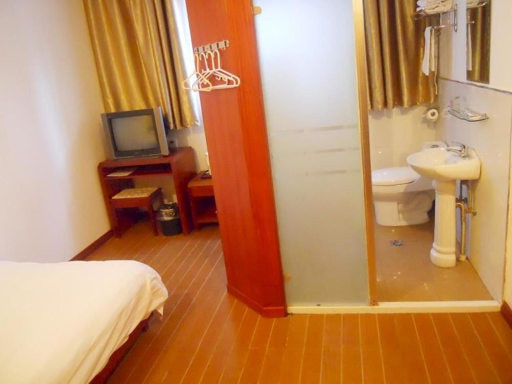 Шанхай: Jingyue 99 Inn Nanqiao Branch