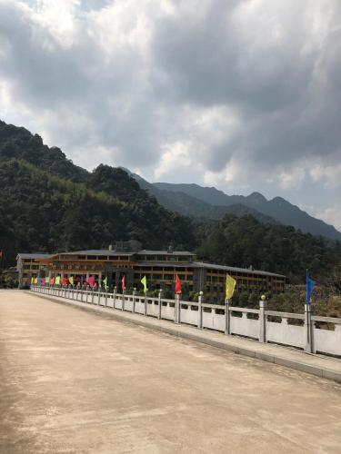 Шанграо: Sanqing Mountain Quanlin Farm Stay