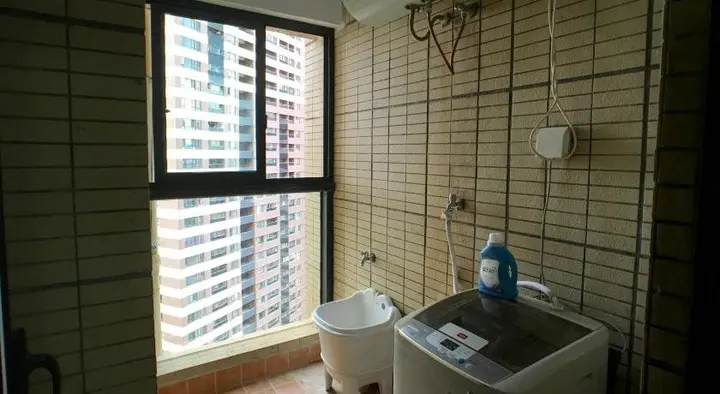 Куньмин: Yi Jia Apartment