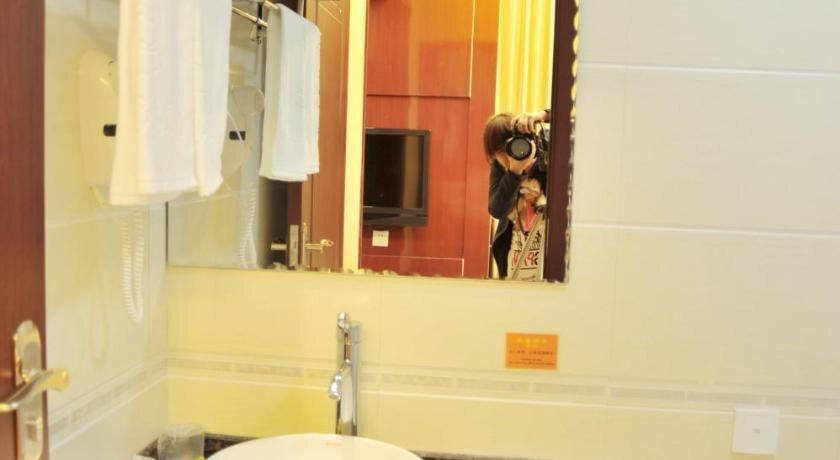 Цзюцюань: Qi Lian Hotel