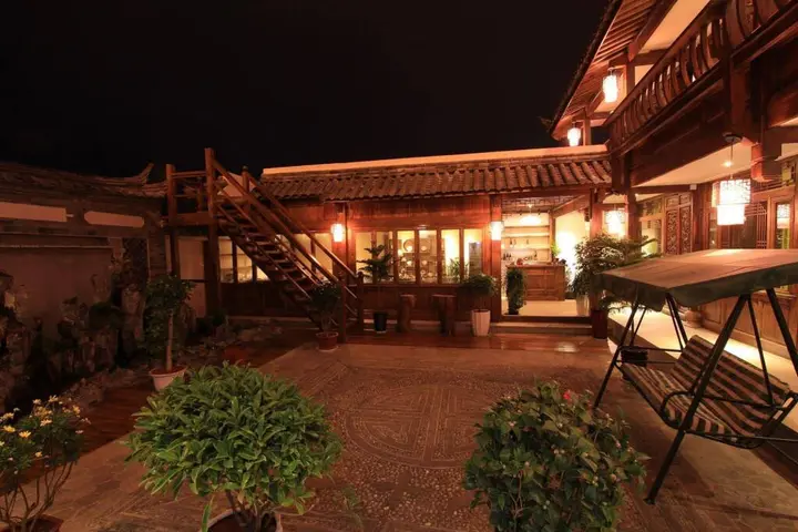 Лицзян: Village Green Inn