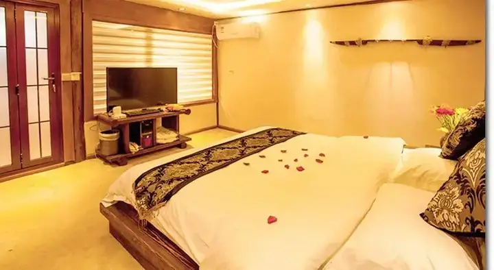 Lijiang Golden Sunshine Boutique Hotel — фото 3