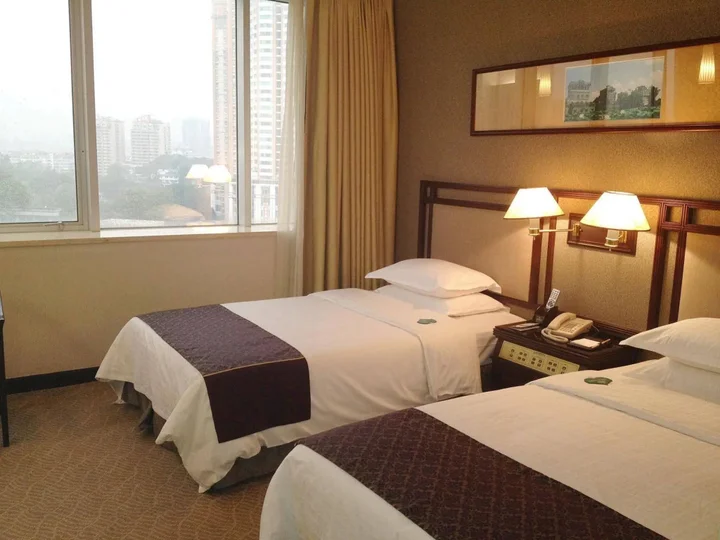 Джиангме: Celeste Palace International Hotel