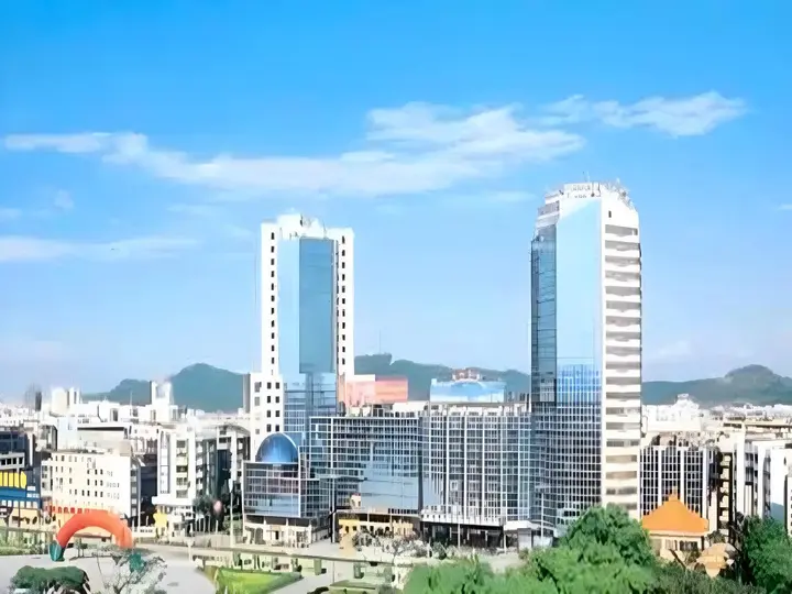 Джиангме: Celeste Palace International Hotel