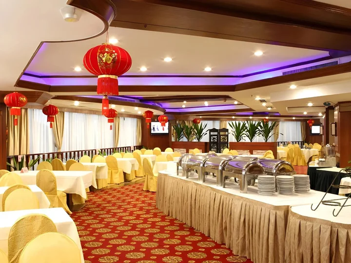 Джиангме: Celeste Palace International Hotel