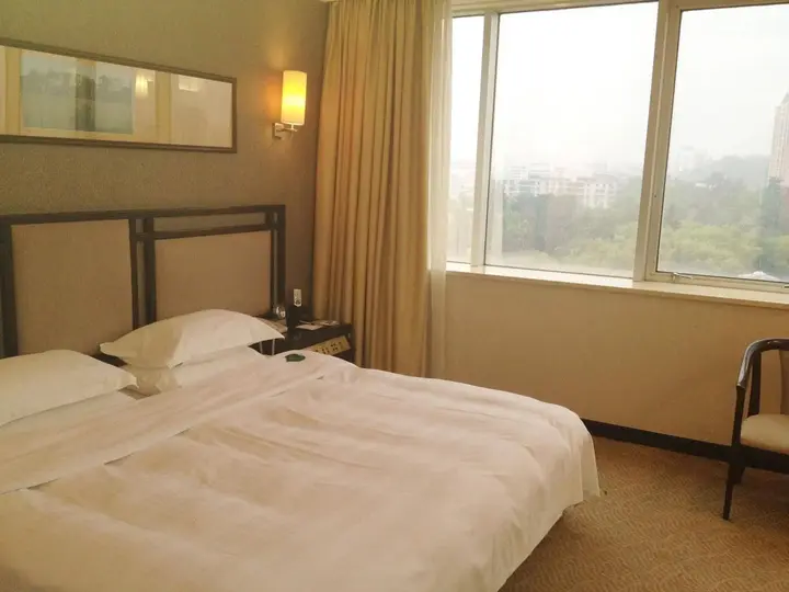Джиангме: Celeste Palace International Hotel
