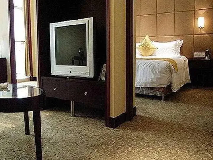 Яньтай: Ramada Plaza