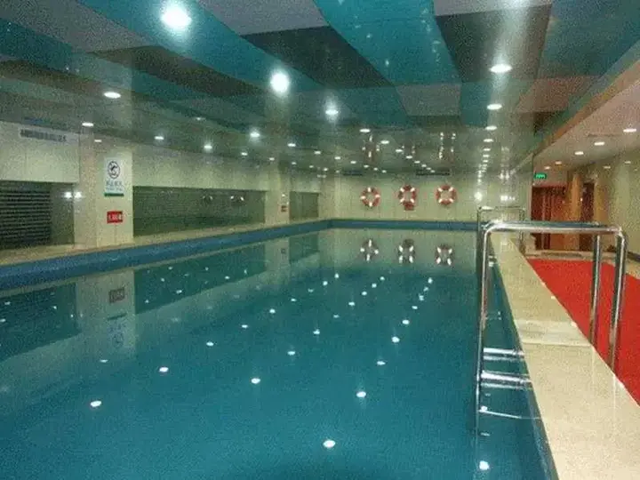 Яньтай: Ramada Plaza