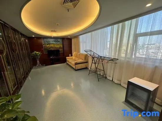 Цзинань: Shandong Yizheng Hotel