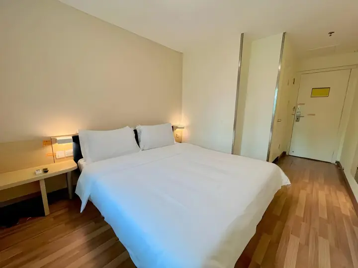 Гуанчжоу: 7 Days Inn Guangzhou Kecun Metro Branch