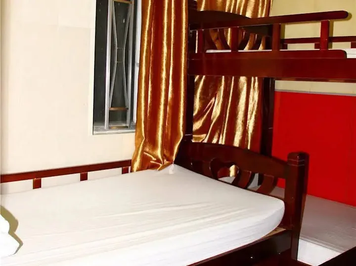 Коулун: Din Dian Hostel