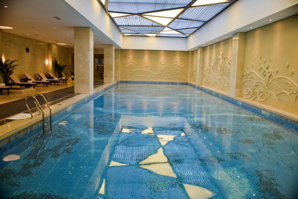 Чжэньцзян: Yangzhong Firth Jinling Grand Hotel
