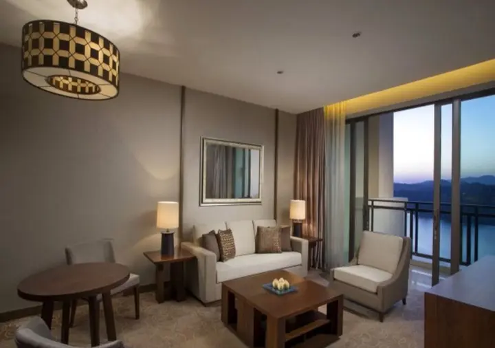 Хойчжоу: Sheraton Huizhou Bailuhu